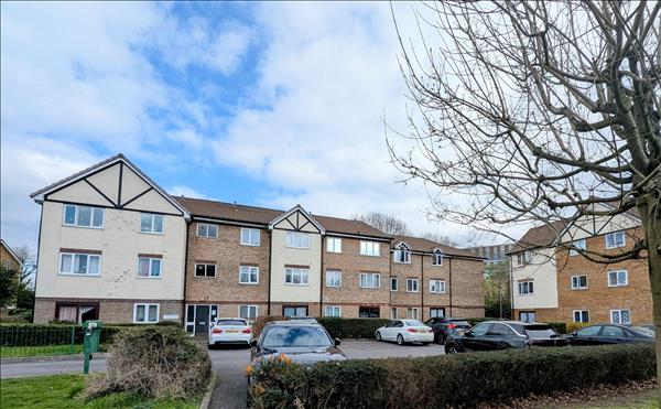 Lapwing Court